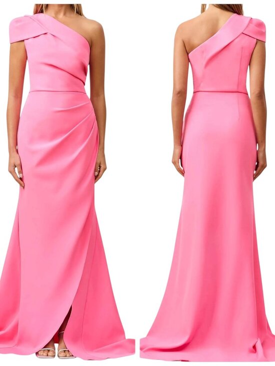 Elliatt Dresses & Skirts - Elliatt Klara One Shoulder Pink Gown Small Draped Formal Dress NWT